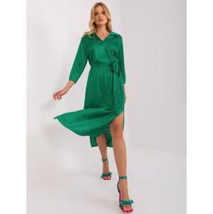 Fashionhunters Zelené koktejlové šaty s páskem na zavazování Velikost: M