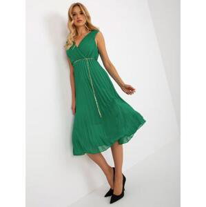 Fashionhunters Tmavě zelené řasené midi šaty s páskem.Velikost: JEDNA VELIKOST