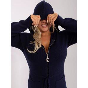 Fashionhunters Námořnická modř plus size cardigan s kapucí.Velikost: XL/XXL