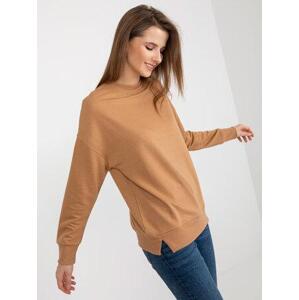 Fashionhunters Mikina Camel basic s kulatým výstřihem Velikost: M