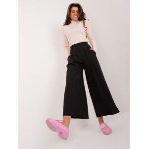 Fashionhunters Černé elegantní culotte kalhoty Velikost: S