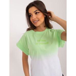 Fashionhunters Světle zelené ombre bavlněné dámské tričko.Velikost: ONE SIZE, JEDNA, VELIKOST