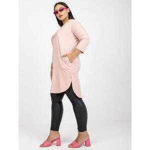 Fashionhunters Světle růžová plus size bavlněná tunika s kapsami.Velikost: ONE SIZE, JEDNA, VELIKOST